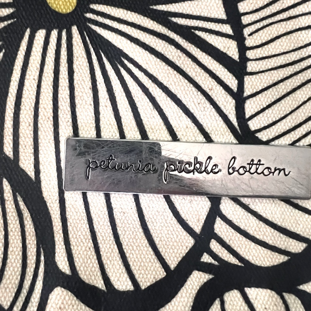 Good conditionPetunia Pickle Bottom PBB Crossbody Clutch (discontinued model) - Picture 2 of 9